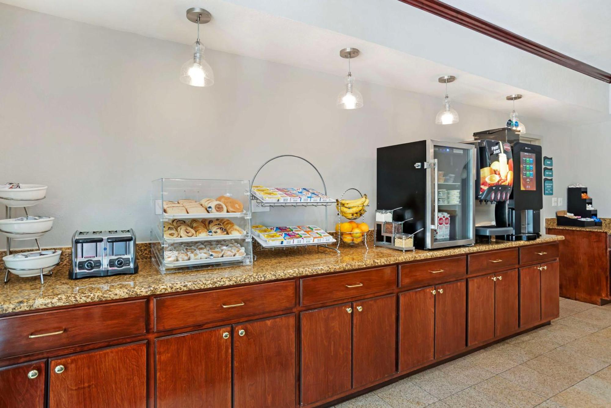 Best Western Plus Blue Angel Inn Pensacola Ngoại thất bức ảnh